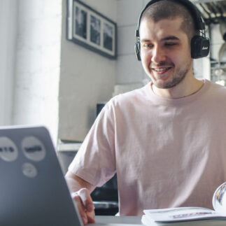 What Do I Need to Do to Find the Best Online Learning Platform? (Complete Beginner’s Guide)